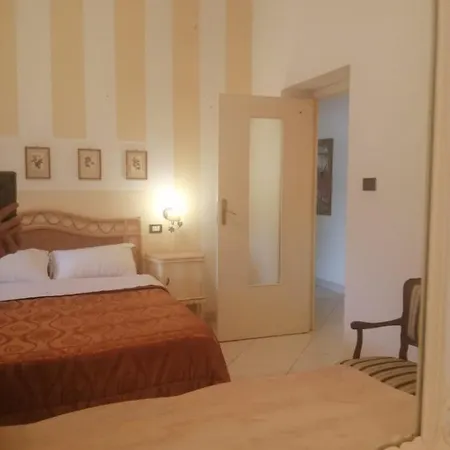 Del Gelso Nella Valle